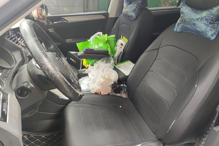 Used Volkswagen Tiguan L 2020 330TSI Automatic Two-Wheel Drive Smart Luxury Edition China VI Standard Left Front Seat