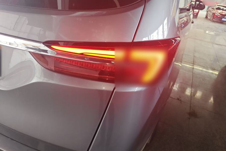 Used Buick GL8 2021 Land Cruiser Executive Class 652T Comfort Model
