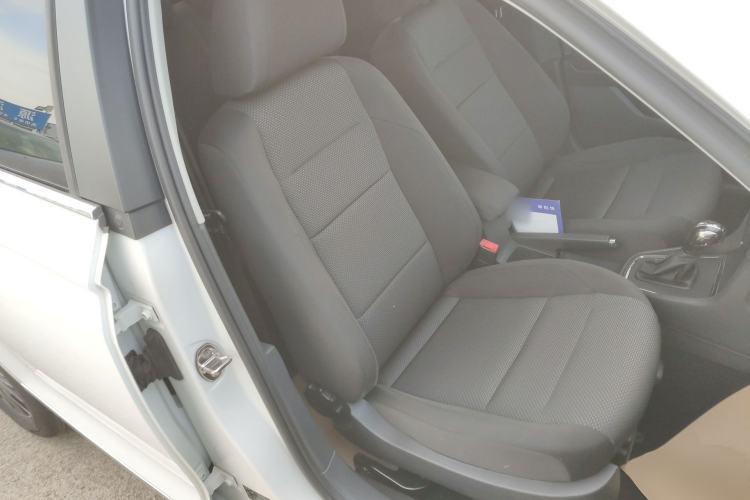 Used Volkswagen Bora 2016 1.6L Automatic Fashion Model