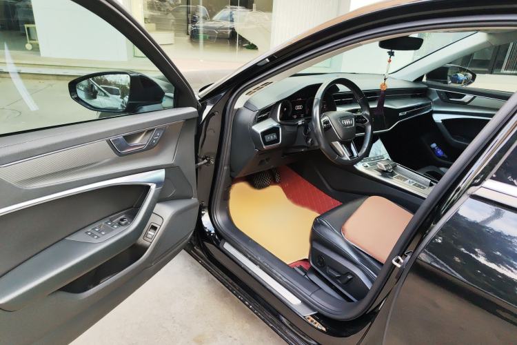 Used Audi A6L 2022 40 TFSI Luxury Prestige Edition
