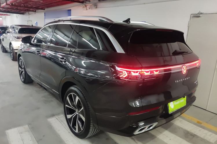 Used Volkswagen Tavendor 2023 380TSI Four-Wheel Drive R-Line First Edition Rear Left 45 Deg