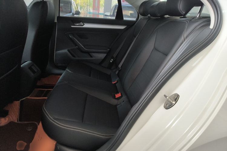 Used Volkswagen Lamando 2019 230TSI DSG Fashion Edition China VI