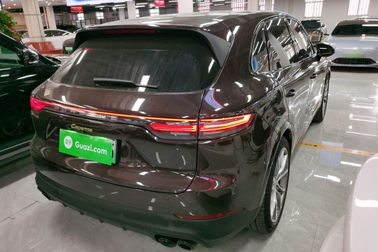 Used Porsche Cayenne E-Hybrid 2023 Cayenne E-Hybrid 2.0T Platinum Edition Rear Right 45 Deg