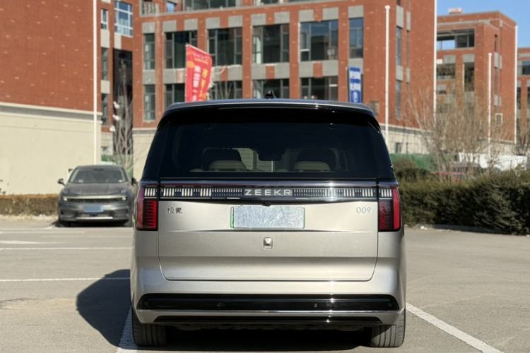 Used Zeekr 009 2022 WE Edition
