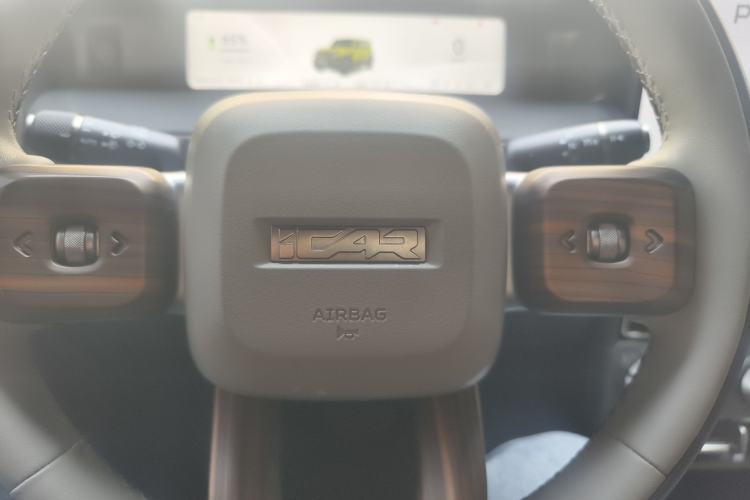 Used iCAR V23 2025 501 Four-Wheel Drive Intelligent Driving Version

