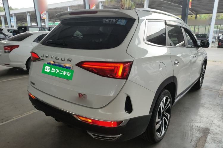Used JETOUR X90 2019 1.5T DCT Smart Enjoyment Version 5 Seats China VI Standard Rear Right 45 Deg