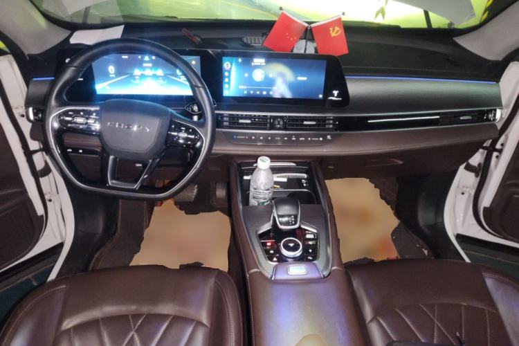 Used Chery Tiggo 8 PRO 2022 290T Two-Wheel Drive Haohan Edition 5 Seats Center Console