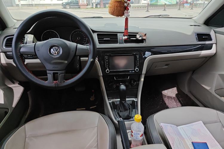 Used Volkswagen Gran Lavida 2013 1.6L Automatic Comfort Model