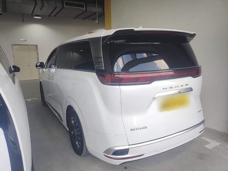 Used Denza D9 2024 DM-i 980 Four-Wheel Drive Prestige Model – Executive — 4