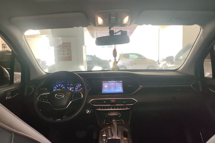 Used GAC Trumpchi GS4 2021 270T Automatic Elite Tech Edition Center Console