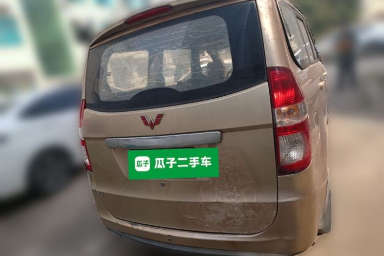 Used Wuling Hongguang 2013 1.5L Comfort Model
