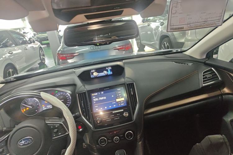 Used Subaru XV 2019 2.0i e-Boxer Flagship Edition with EyeSight China VI compliant Center Console