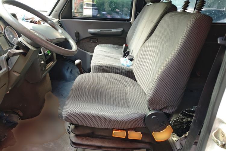 Used Iveco Daily 2009 2.5T-A35 7-Seater
