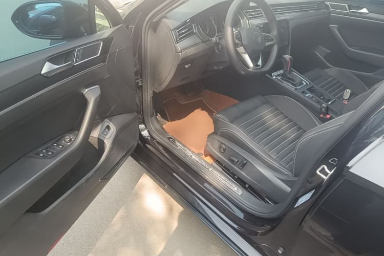 Used Volkswagen Magotan 2020 330TSI DSG Luxury Edition Driver Seat