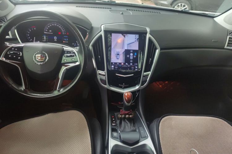 Used Cadillac SRX 2015 3.0L Elite Model Center Console