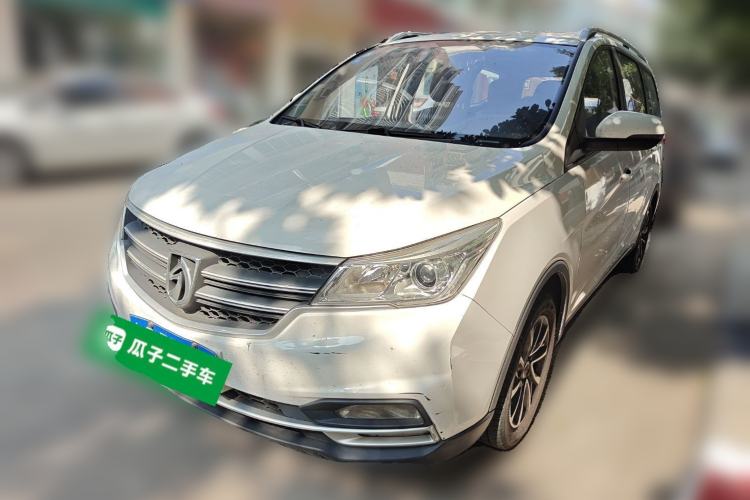 Used Baojun 730 2019 1.5L Manual Fashion Model 7-seater China VI