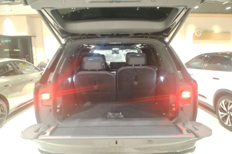 Used Zeekr 9X 2025 Max Edition Trunk