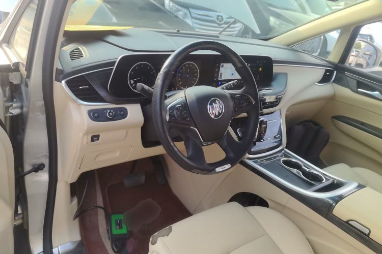 Used Buick GL8 2022 ES Landtrek 653T Luxury Edition Center Console