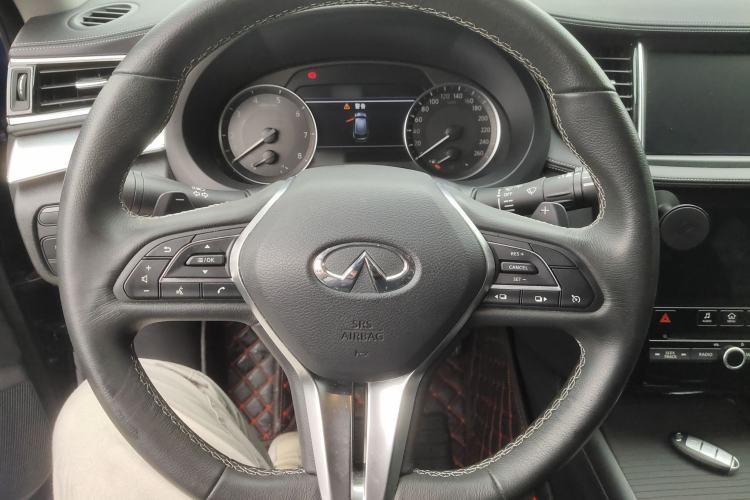 Used Infiniti QX50 2018 2.0T Two-Wheel Drive Fashion Edition Steering Wheel