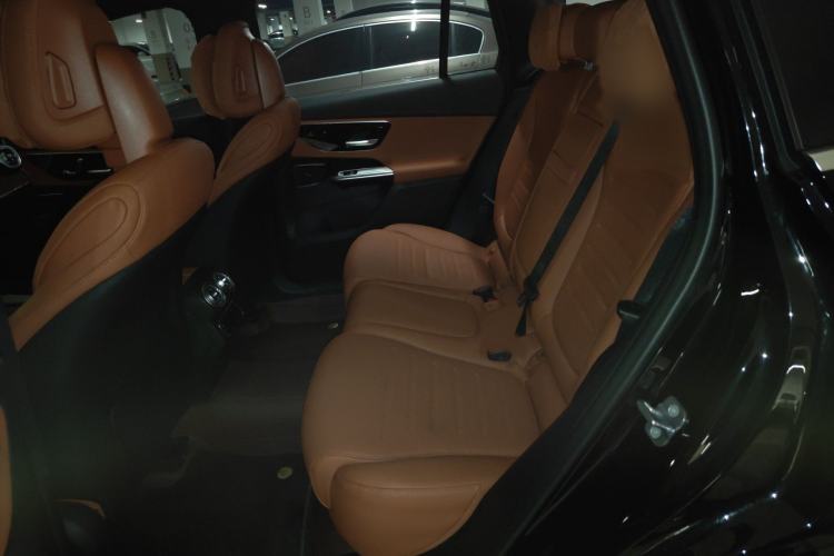 Used Mercedes-Benz GLC 2023 GLC 300 L 4MATIC Dynamic Edition 5-seater Interior 4