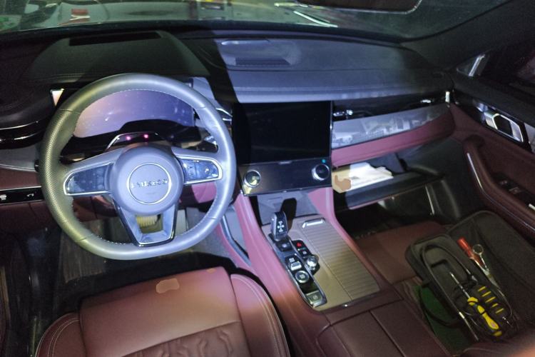 Used Lynk & Co 09 2021 2.0T Ultra 7-Seater
