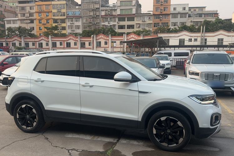 Used Volkswagen Tacqua 2021 200TSI DSG JoyConnect Edition Exterior 2