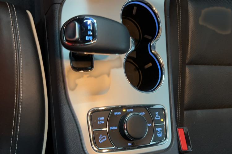 Used Jeep Grand Cherokee (Import) 2015 3.6L Luxury Navigation Edition