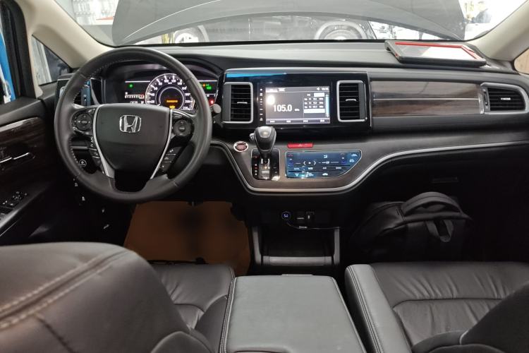 Used Honda Elysion 2016 2.4L Luxury Edition Center Console