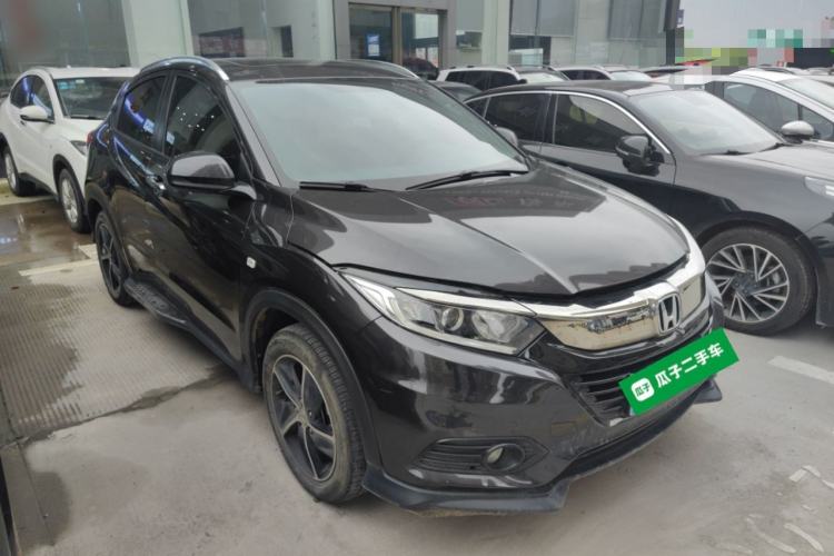 Used Honda Vezel 2020 1.5L CVT Pioneer Edition Front Right 45 Deg