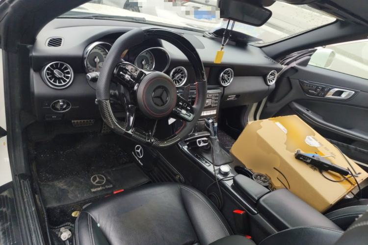 Used Mercedes-Benz SLK-Class 2011 SLK 200 Fashion Model Center Console