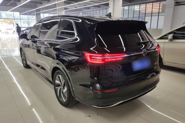 Used Volkswagen Viloran 2024 380TSI Luxury Edition
