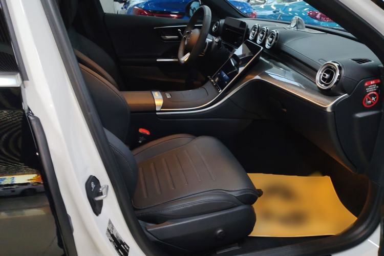 Used Mercedes-Benz C-Class 2025 C 260 L Sport Edition Right Front Seat