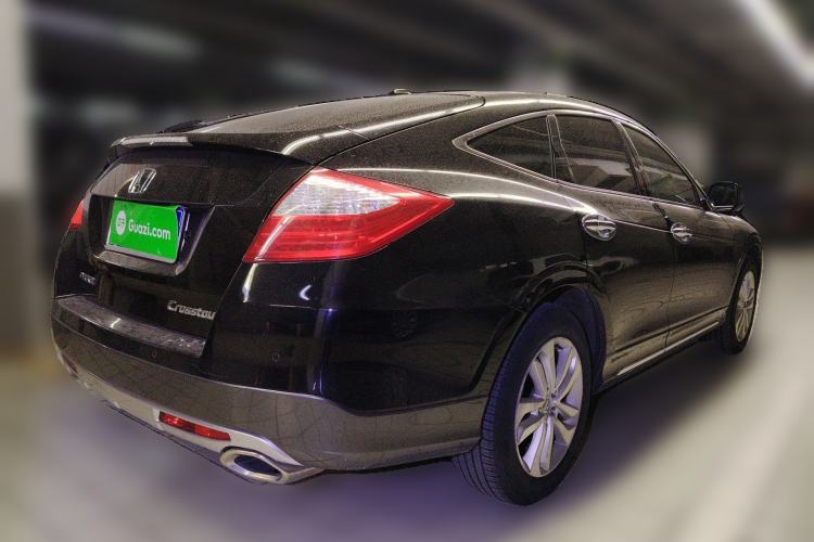 Used Honda Crosstour 2014 2.4L Luxury Edition
