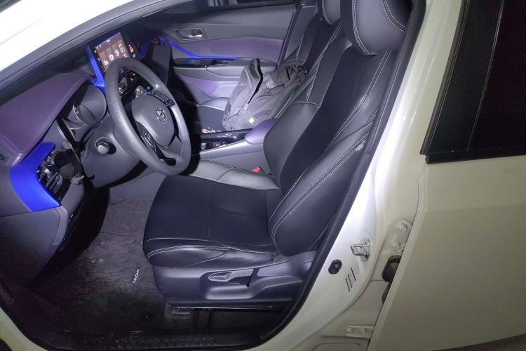 Used Toyota IZOA 2020 2.0L Enjoy Edition Left Front Seat