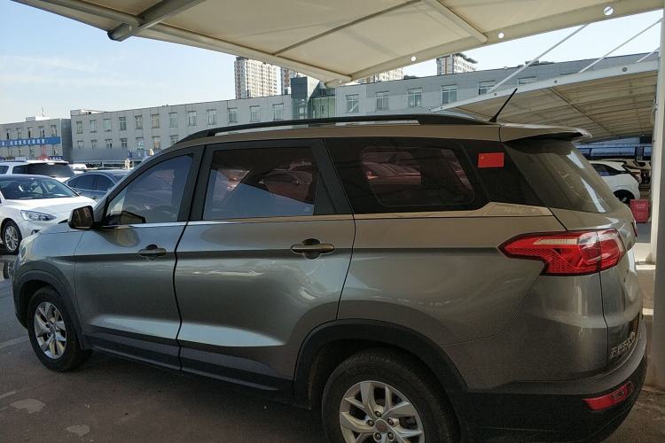 Used Wuling Hongguang S3 2018 1.5L Manual Comfort Model China V Standard
