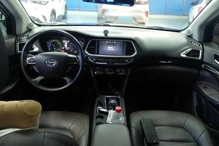 Used GAC Trumpchi GS4 New Energy 2019 1.5L PHEV Deluxe Edition Center Console