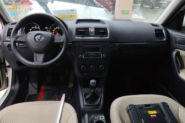 Used Skoda Yeti 2014 1.4TSI Manual Colorful Edition