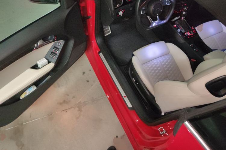 Used Audi RS 5 2013 RS 5 Cabriolet
