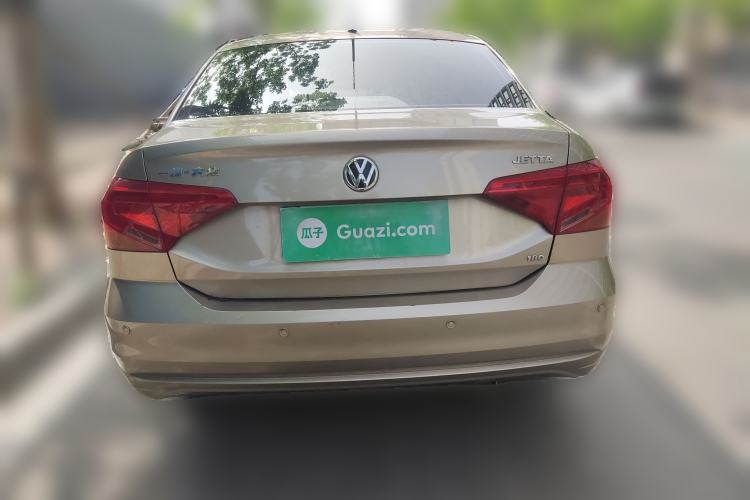 Used Volkswagen Jetta 2017 1.5L Automatic Fashion Model
