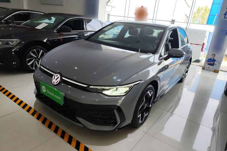 Used Volkswagen Golf 2025 Facelift 300TSI R-Line