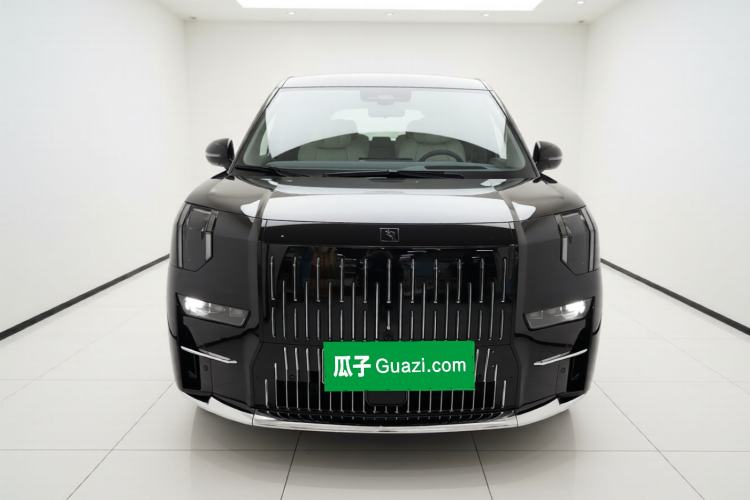 Used Zeekr 009 2024 7-Seater Walk-Through Version Four-Wheel Drive 108 kWh Front