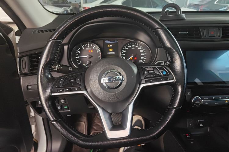 Used Nissan X-Trail 2020 2.5L XL ITS CVT 4WD Deluxe Navigation Edition Steering Wheel