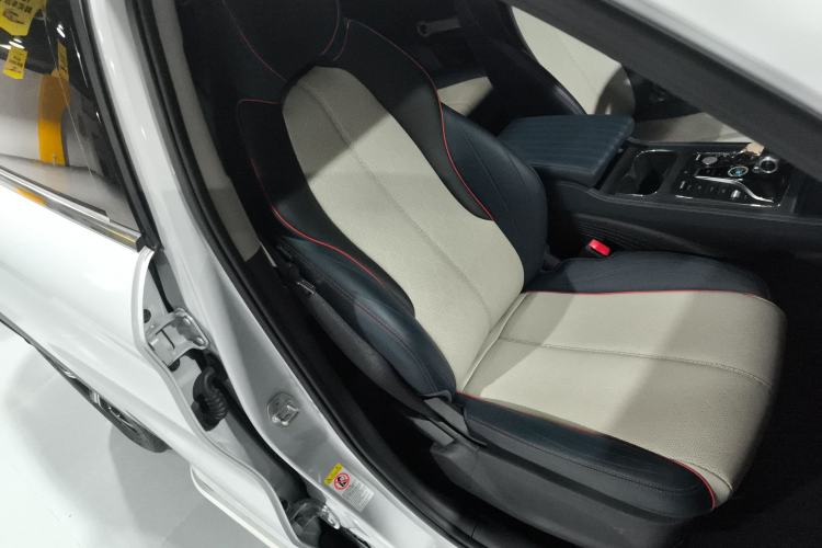 Used BYD Yuan PLUS 2022 430 km Luxury Version Right Front Seat