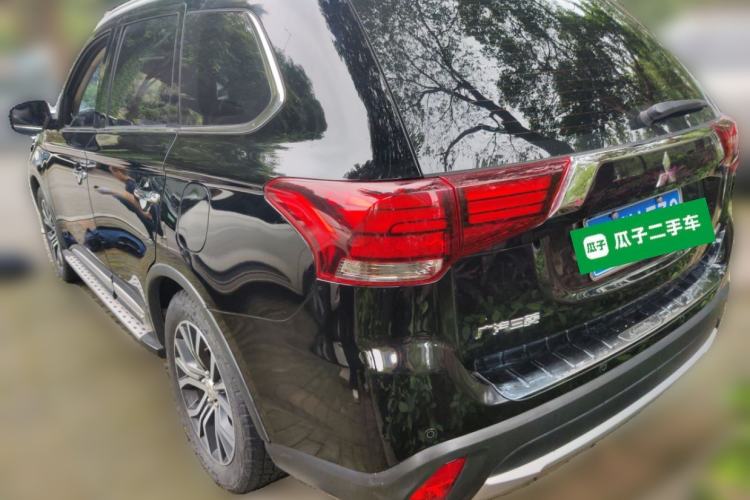 Used Mitsubishi Outlander 2018 2.4L 4x4 Elite Edition 5 Seats Rear Left 45 Deg