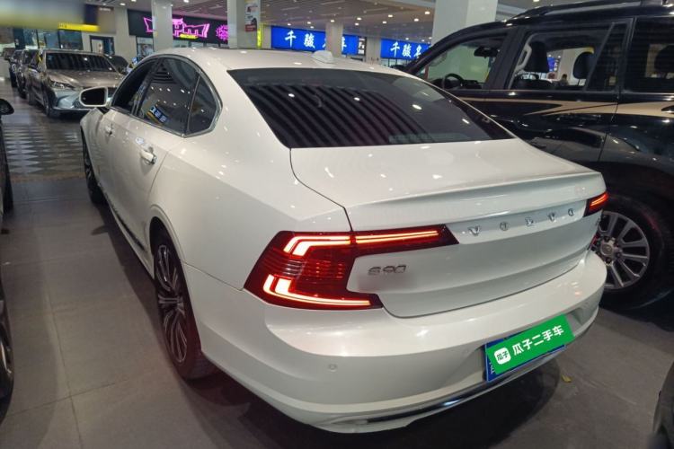 Used Volvo S90 2022 B5 Zhiyuan Luxury Edition
