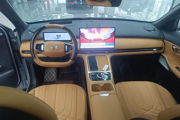 Used Geely Galaxy Xingjian 7 EM-i 2025 120km Exploration+ Version Center Console