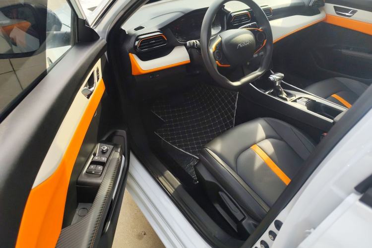 Used Dongfeng Aeolus Yixuan 2023 Mach Edition 1.5L Automatic Chasing Shadow Version Driver Seat