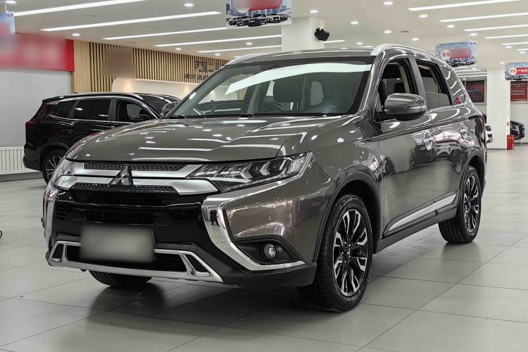 Used Mitsubishi Outlander 2020 2.4L 4x4 Zhi Xiang Edition 5 Seats
