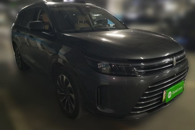 Used Hima AITO M7 2024 1.5T Rear-Drive Plus Version 5 Seats Front Right 45 Deg