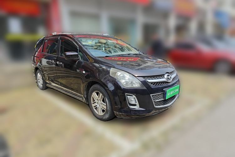 Used Mazda 8 2013 2.5L Deluxe Edition Front Right 45 Deg